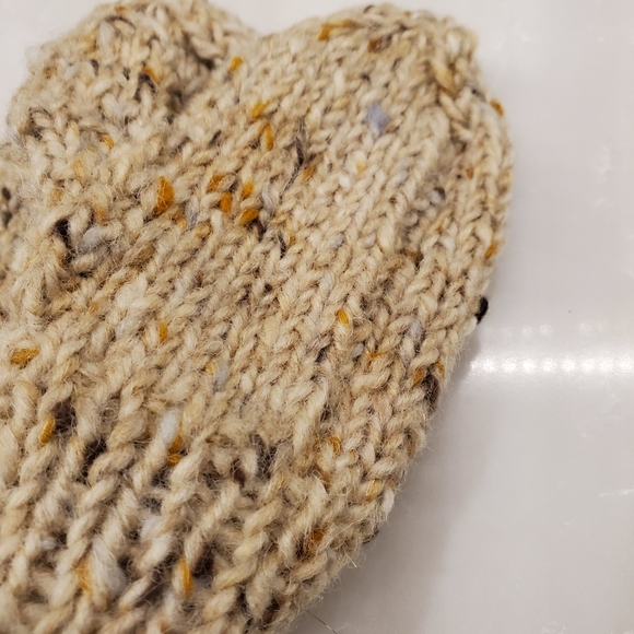 100% Wool toddler mittens - Picture 2 of 3